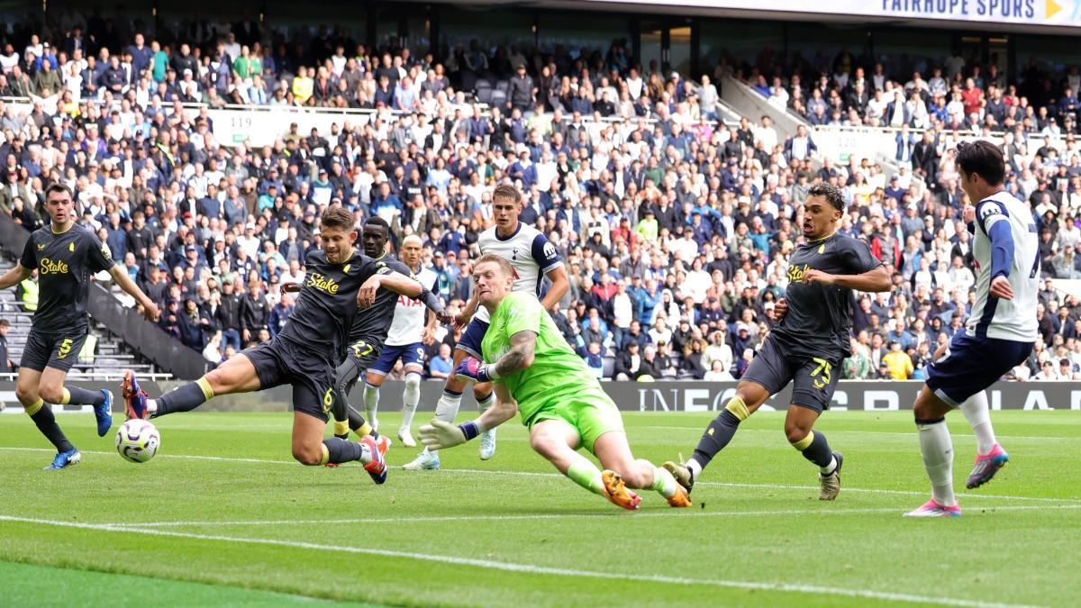 El Everton apunta a luchar por no descender esta temporada en Premier League