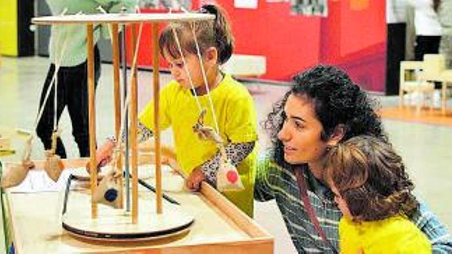 Deu centres participen en el premi La Ciència  i els Infants per promoure l’educació científica