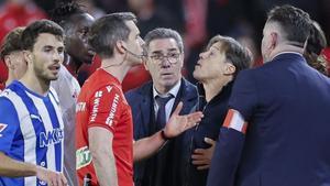 Sevilla FC - Deportivo Alavés | La expulsión de Matías Almeyda