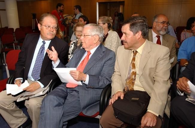 VI PREMIO INTERNACIONAL AGUSTIN MILLARES CARLO