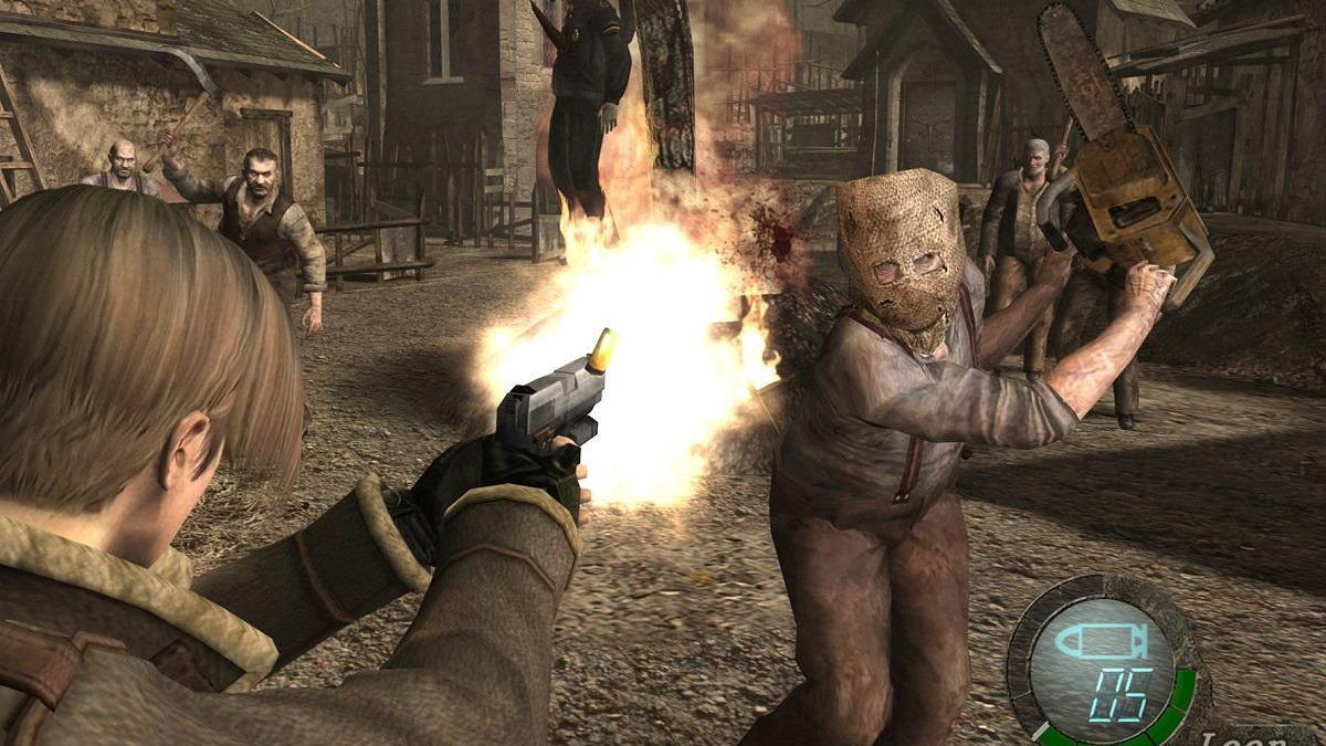 Imagen de una batalla en Resident Evil 4, donde se observa la recreación de un Policía Local.