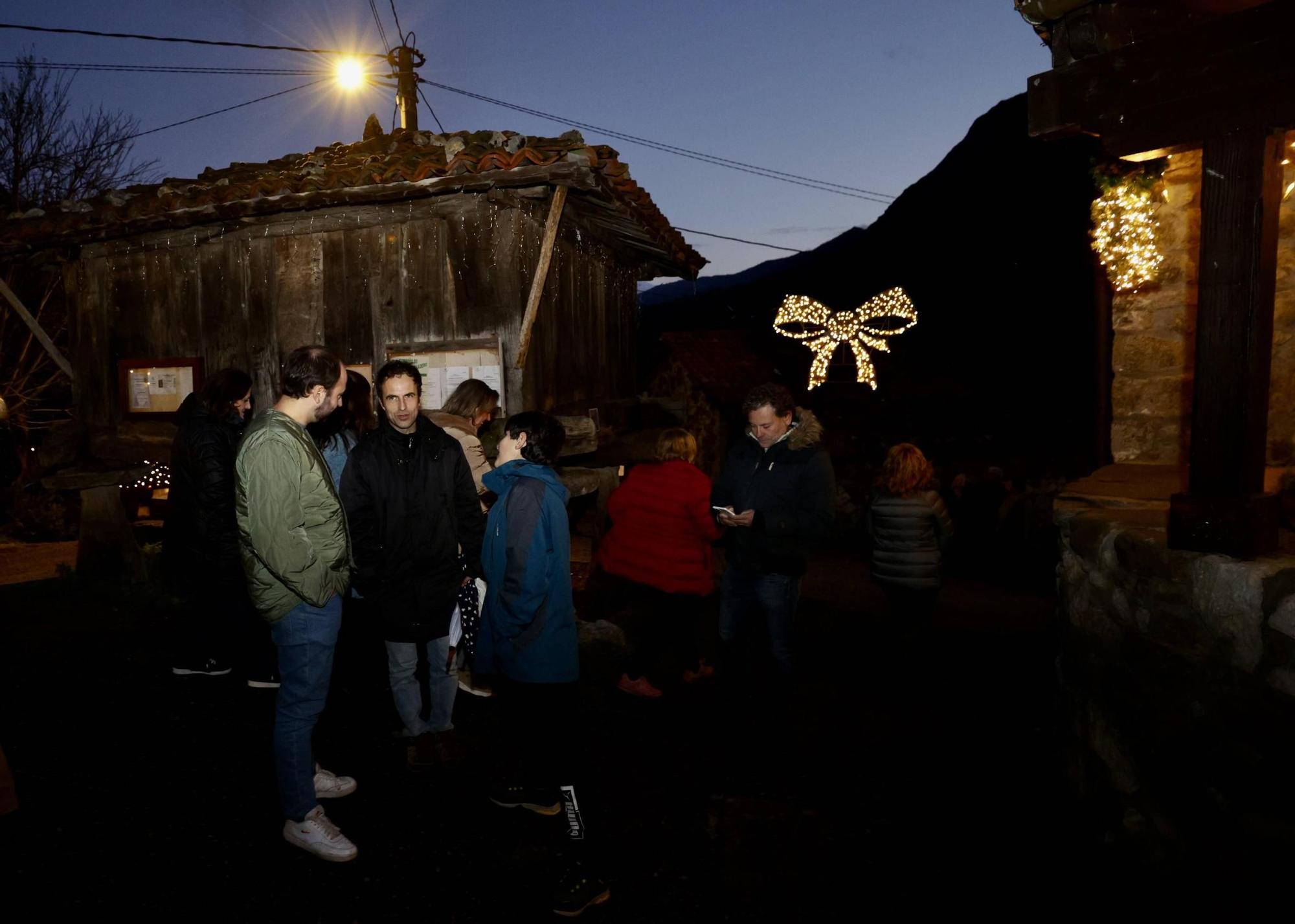 EN IMÁGENES: Así ha sido el encendido de luces en Aciera