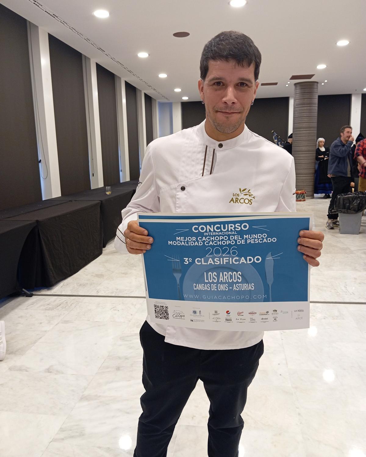 Carlos Peruyera Rivero.