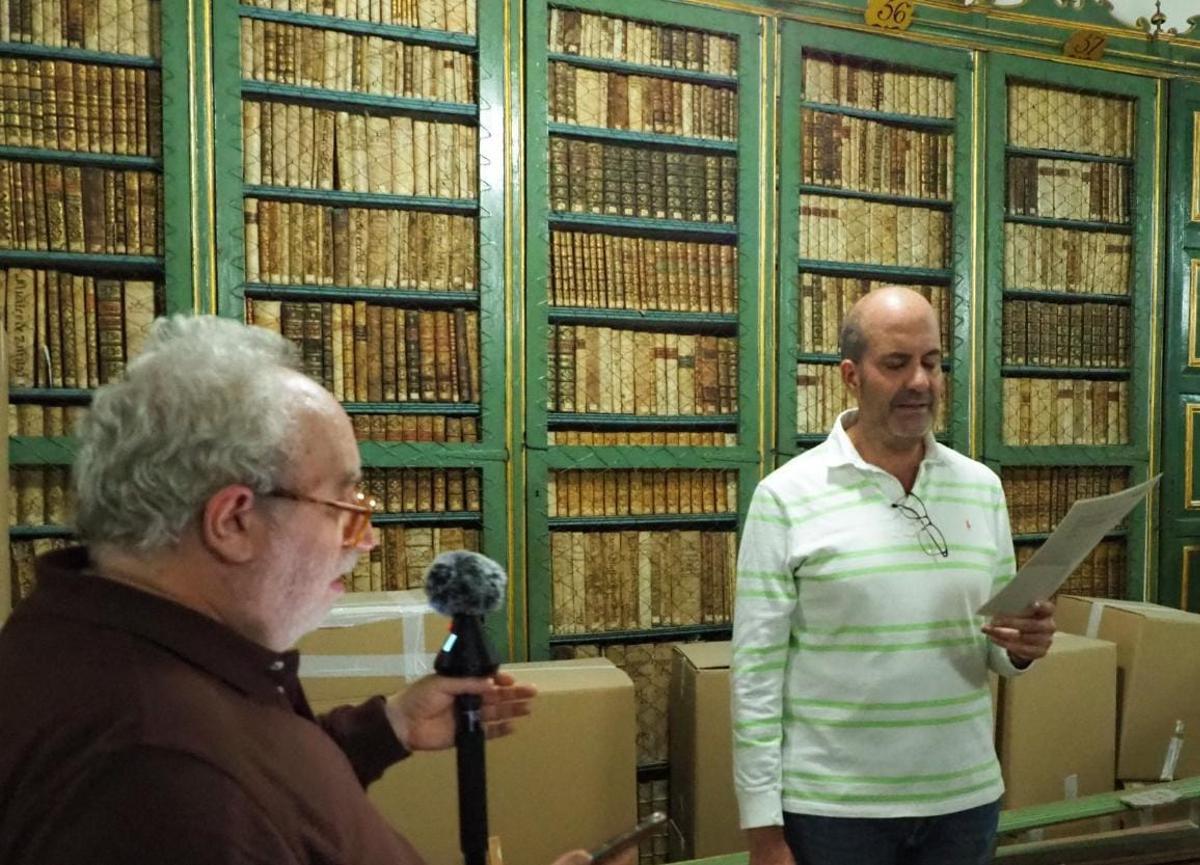 Chuse Fernández y Juanjo Hernández, durante la grabación de 'Una joya escondida'