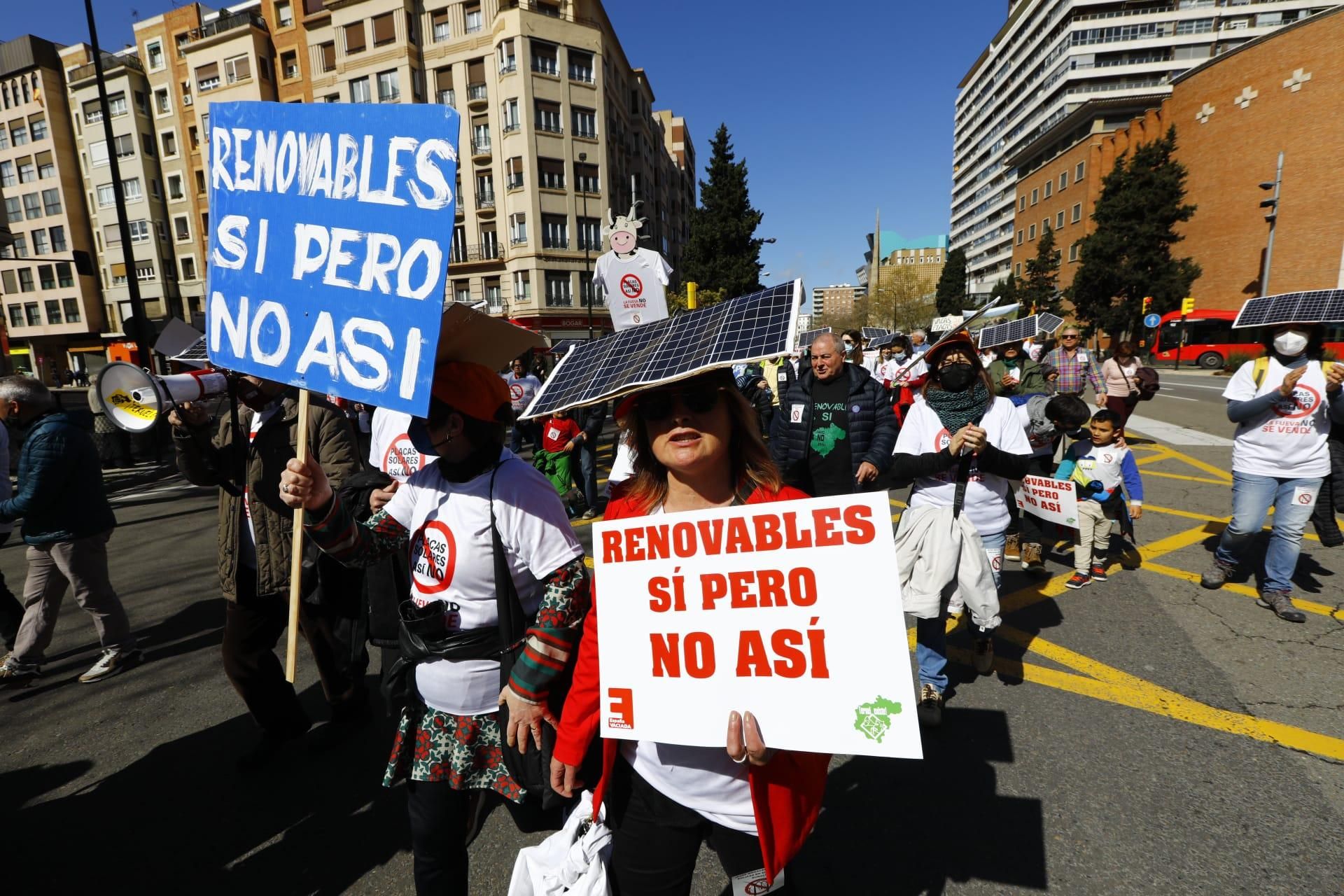"Renovales sí, pero no así"