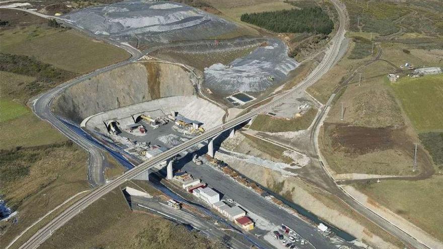 Obras del AVE en la provincia de Ourense.