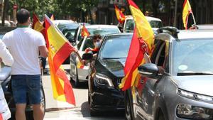 «Maricon de merda, et mataré»: petició de presó per insults en una protesta de Vox a Barcelona