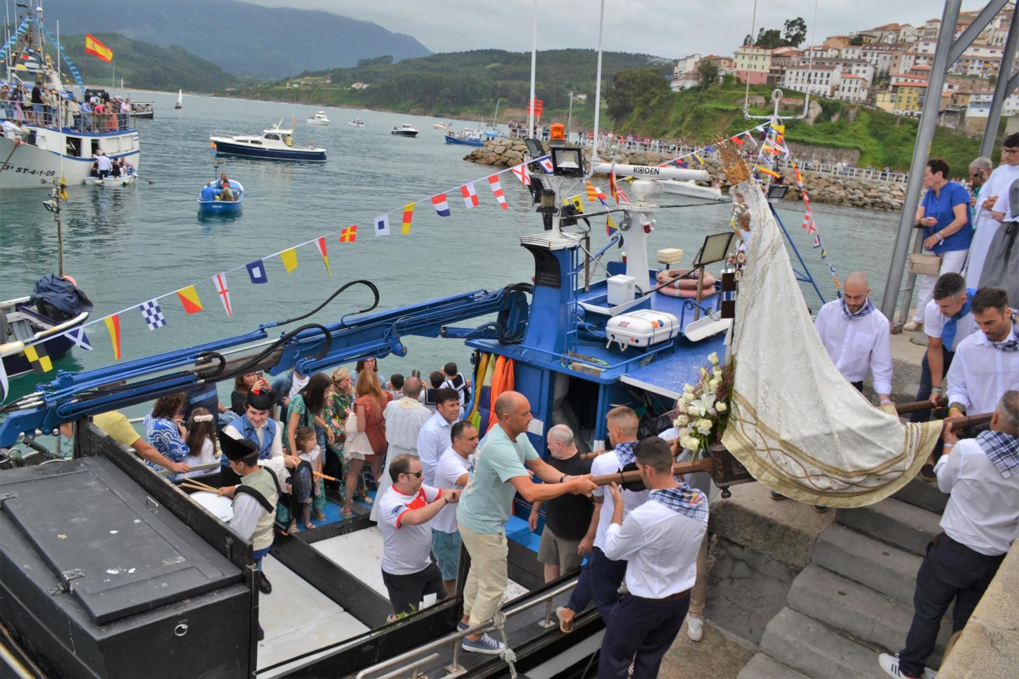 Lastres celebró la Virgen del Carmen