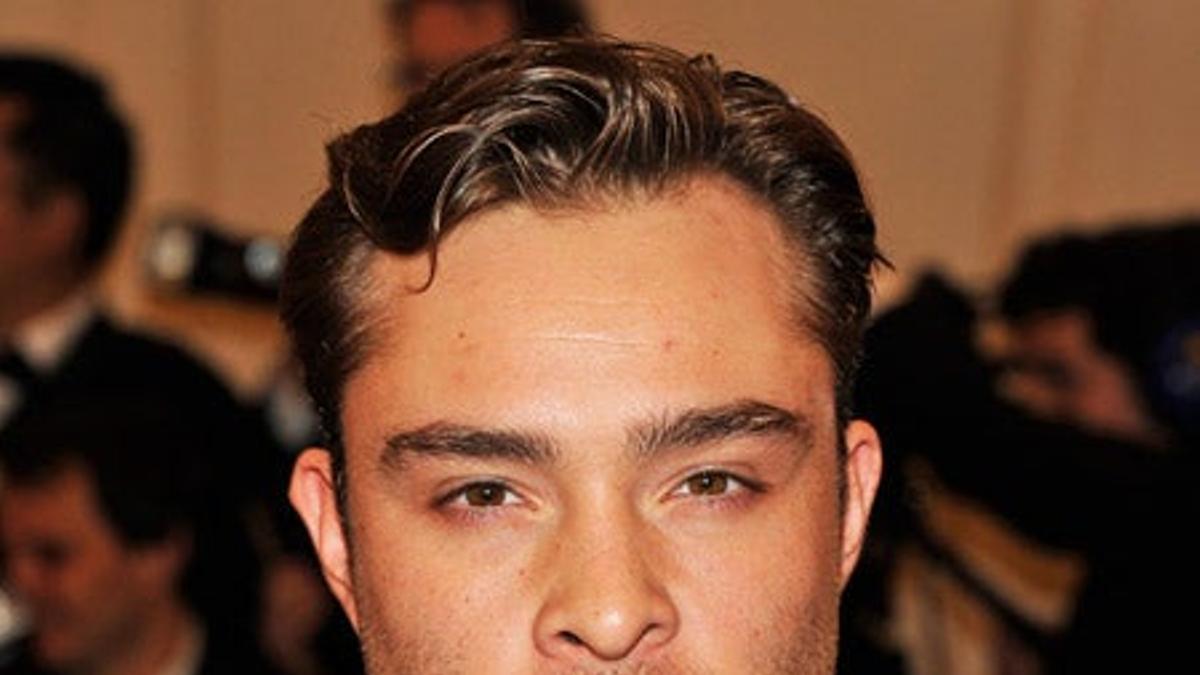 Ed Westwick más in love que nunca: nueva novia, nuevo tatu