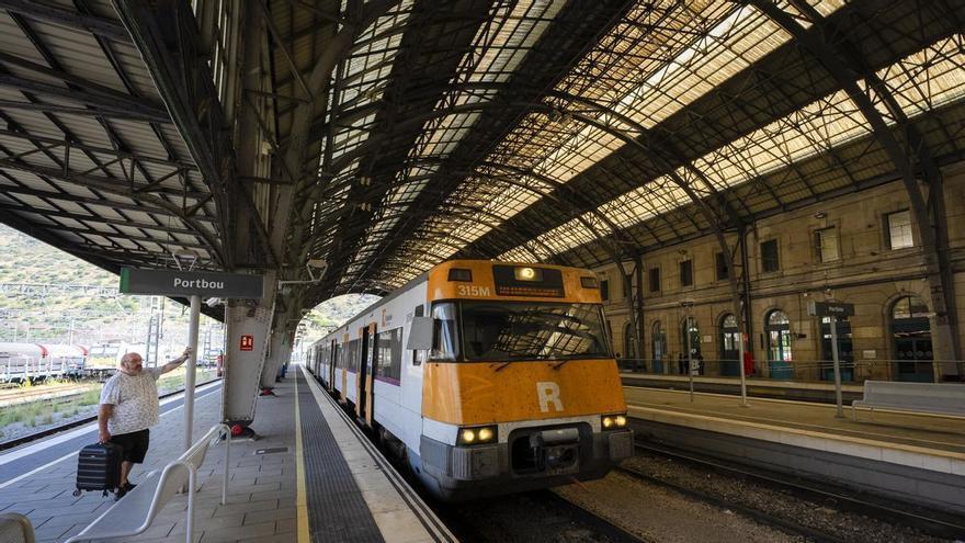 Vuit professionals de Portbou, darrere de les proves de la nova aplicació de Rodalies