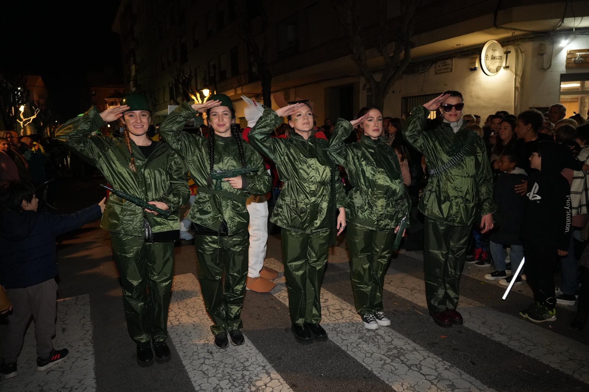 GALERÍA | El Grao de Castelló se disfraza para celebrar el Carnaval