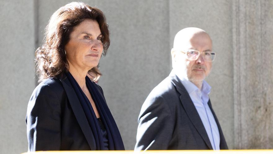 La Inspección fiscal abre una investigación a las dos fiscal