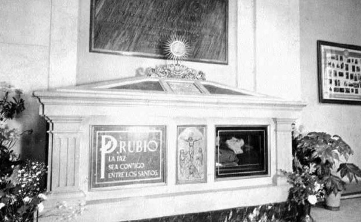 Sepulcro del padre Rubio, en la iglesia de los Jesuitas de la madrileña calle Serrano