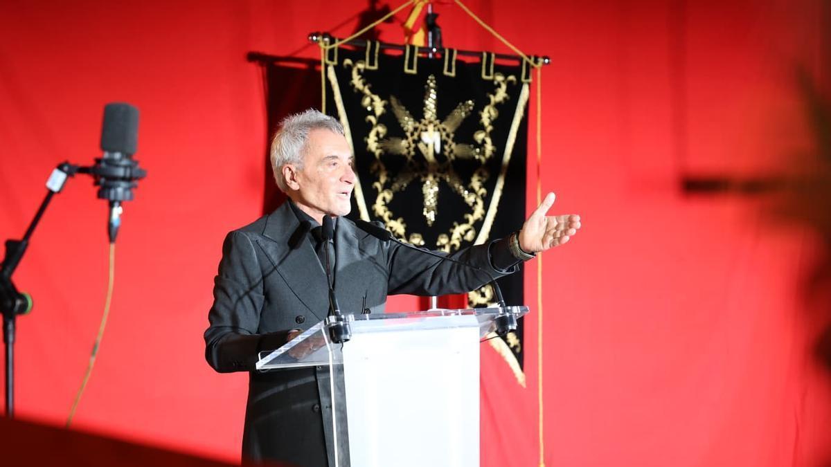 Jesús Navarro, pregonero de la Santa Cruz de Alicante: "Lo que pasa aquí cada Semana Santa es muy difícil de sentir si no lo vives desde la cuna"