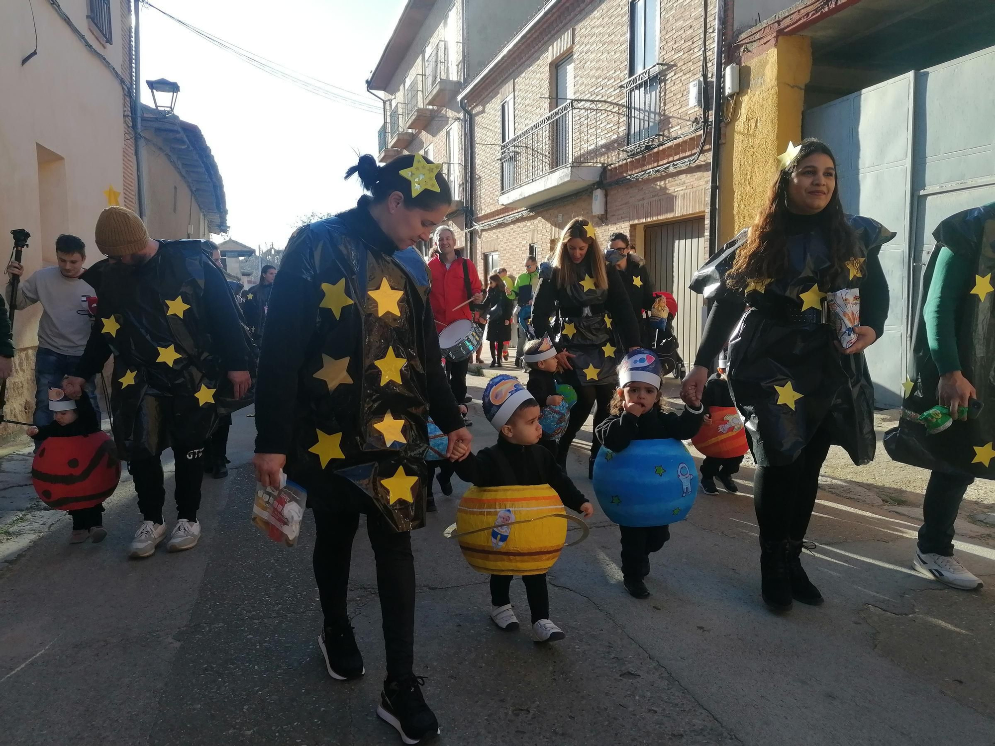 Los "chupetines" de Toro navegan por el universo del Carnaval