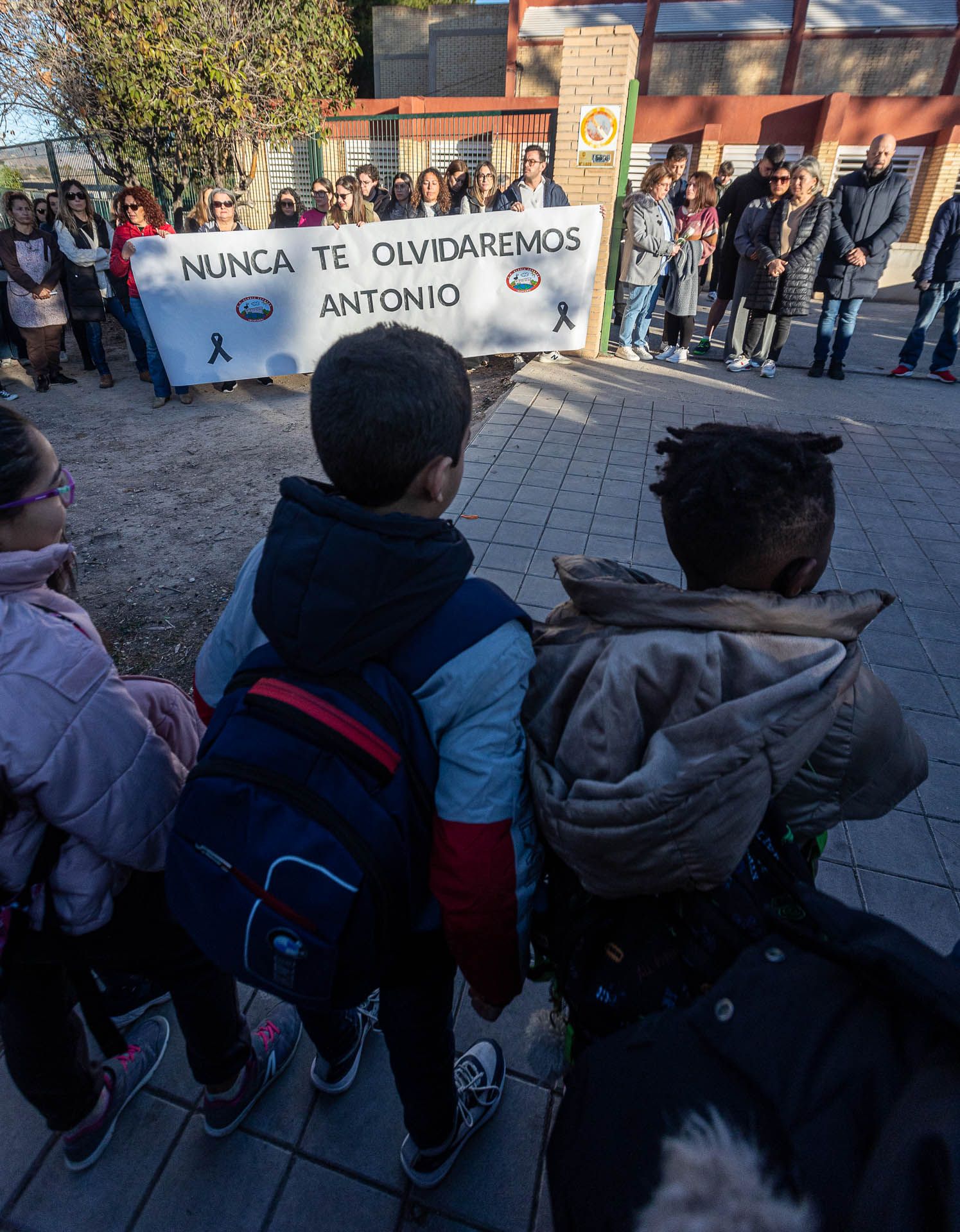 Dolor en Colonia Requena por el fallecimiento de Antonio Colomina