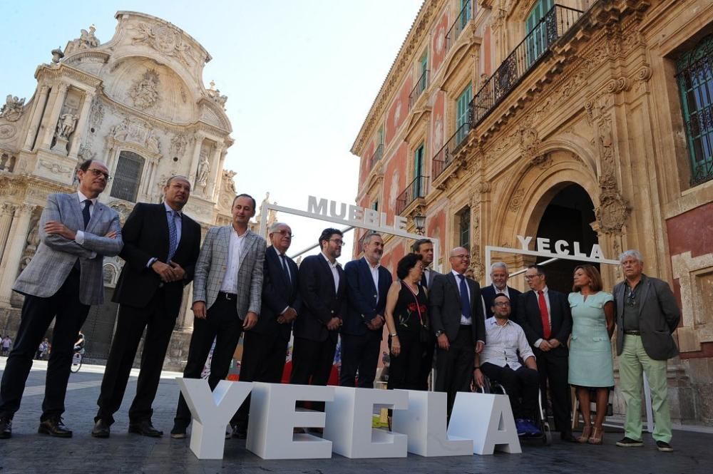 Yecla presenta en Murcia su 55 Feria del Mueble