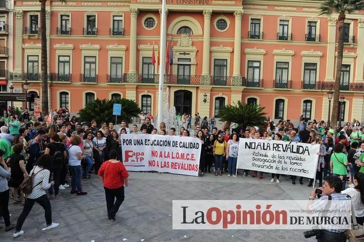 Manifestación contra la LOMCE en Murcia