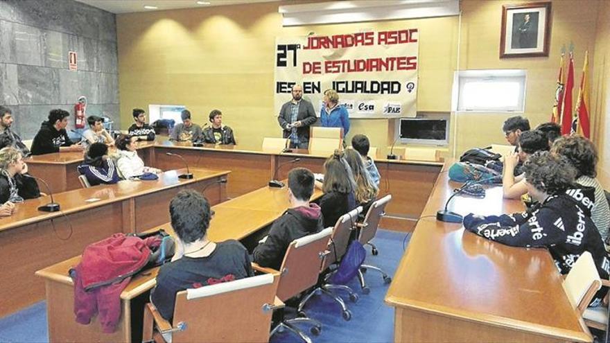 Las asociaciones de estudiantes aragoneses se dan cita en Cariñena