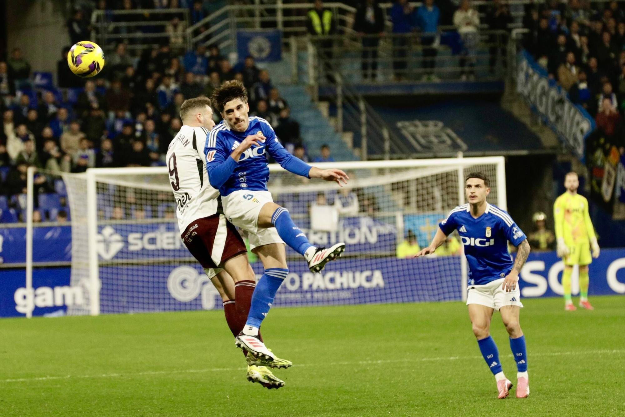Así fue, en imágenes, el encuentro entre el Oviedo y el Albacete
