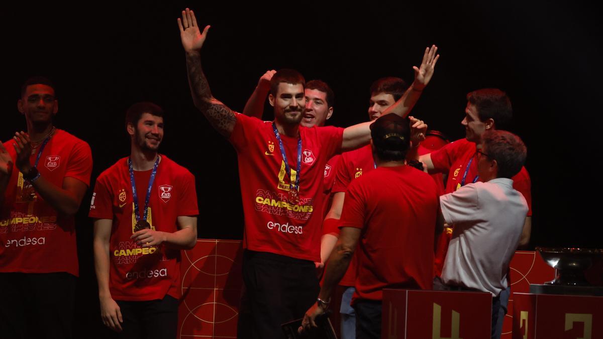 La selección española de baloncesto celebra su triunfo en el Eurobasket 2022 en el Wizink center de Madrid.