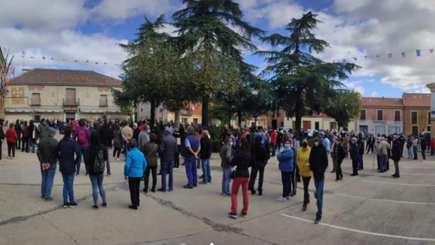 Concentración en Villanueva del Campo.