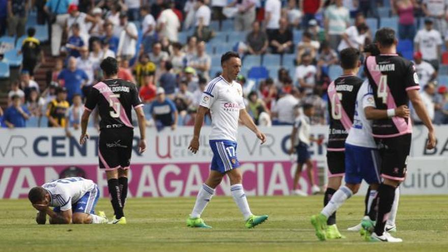 Láinez: &quot;Aquí el culpable soy yo. La fortuna que tiene el Zaragoza es que sólo me quedan dos partidos&quot;