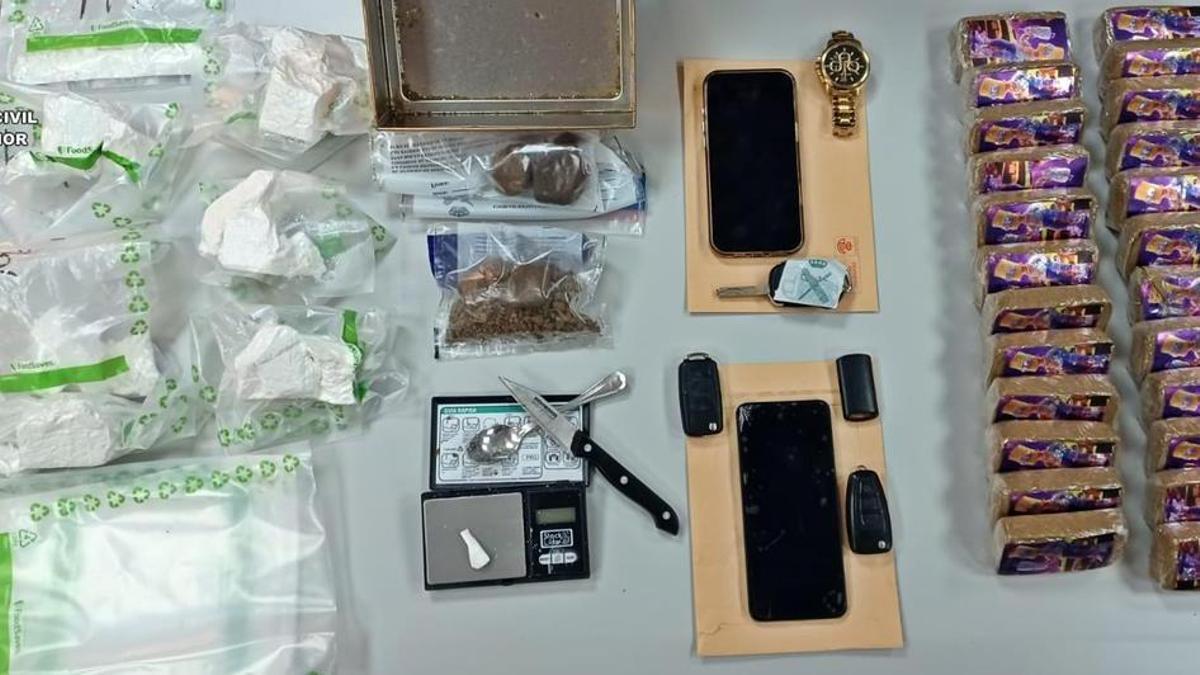 Vídeo | Así ha sido la operación de la Guardia Civil que ha acabado con tres detenidos por tráfico de drogas en Badajoz