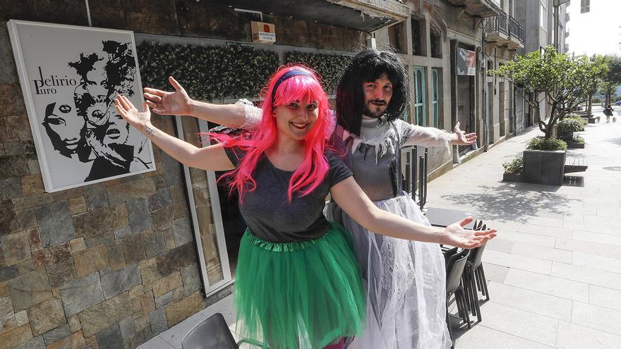 El "show" del balcón salta a la calle - Faro de Vigo - Vimarsana News