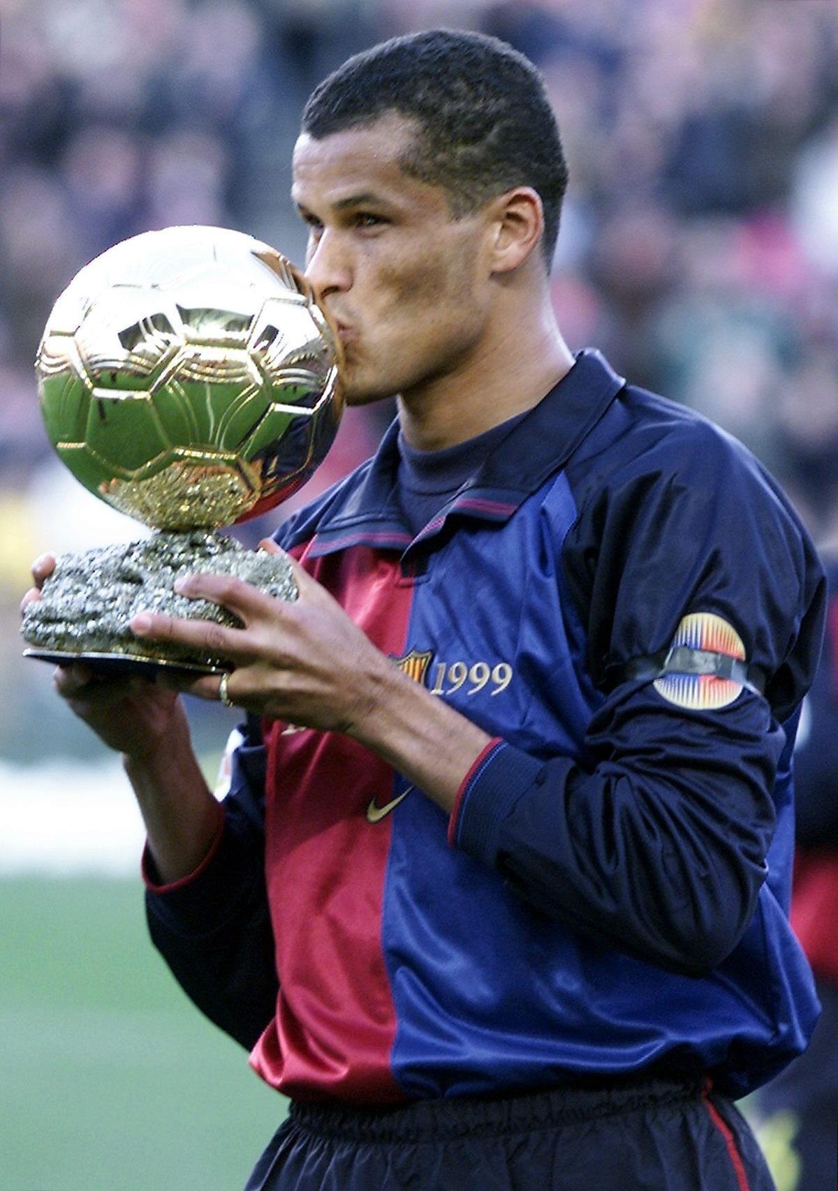Rivaldo ganó el premio en 1999 tras una gran año con el Barça