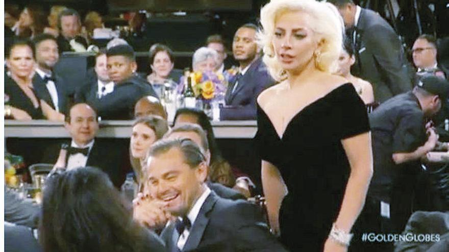 DiCaprio niega que se riera del galardón a Lady Gaga