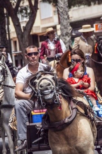 El desfile ecuestre toma el Real de Torrevieja