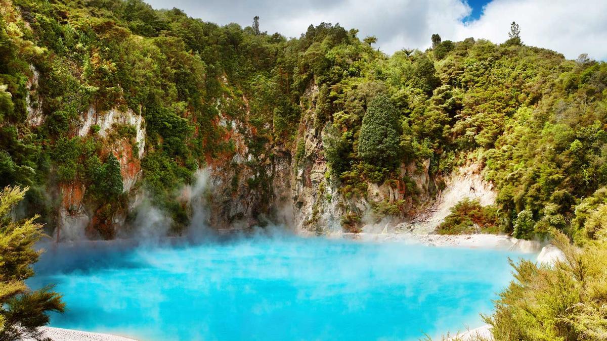 Hot thermal spring, New Zealand