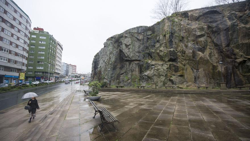 Corte de la avenida de Arteixo entre el Palacio de la Ópera y ronda de Nelle