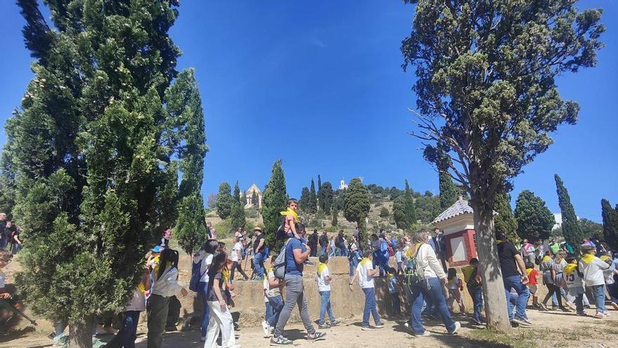 Miles de personas participan en la 'Festa del Rotllo' de l'Alcora