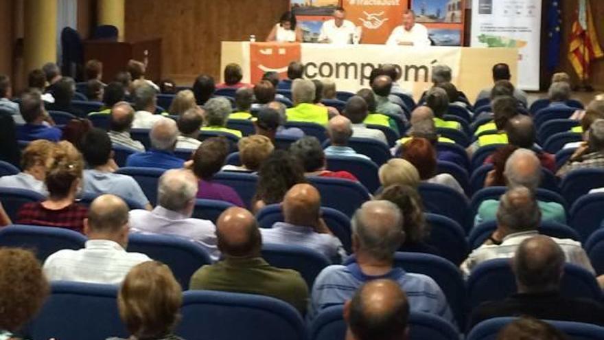 Un momento de la charla de Joan Baldoví en el Port de Sagunt.