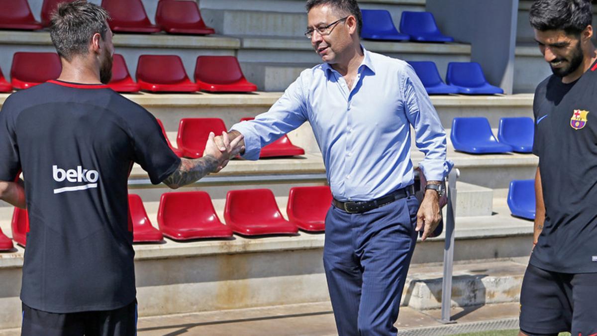 Bartomeu saludó a todos los jugadores del FC Barcelona