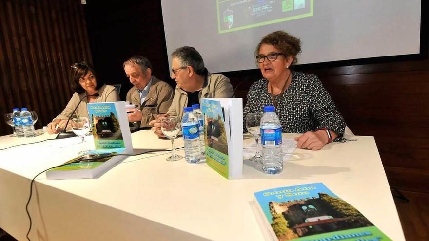 Margarita Fuente, Guillermo Fernández Lorenzo, Francisco Velasco y Amparo Fernández-Miranda.