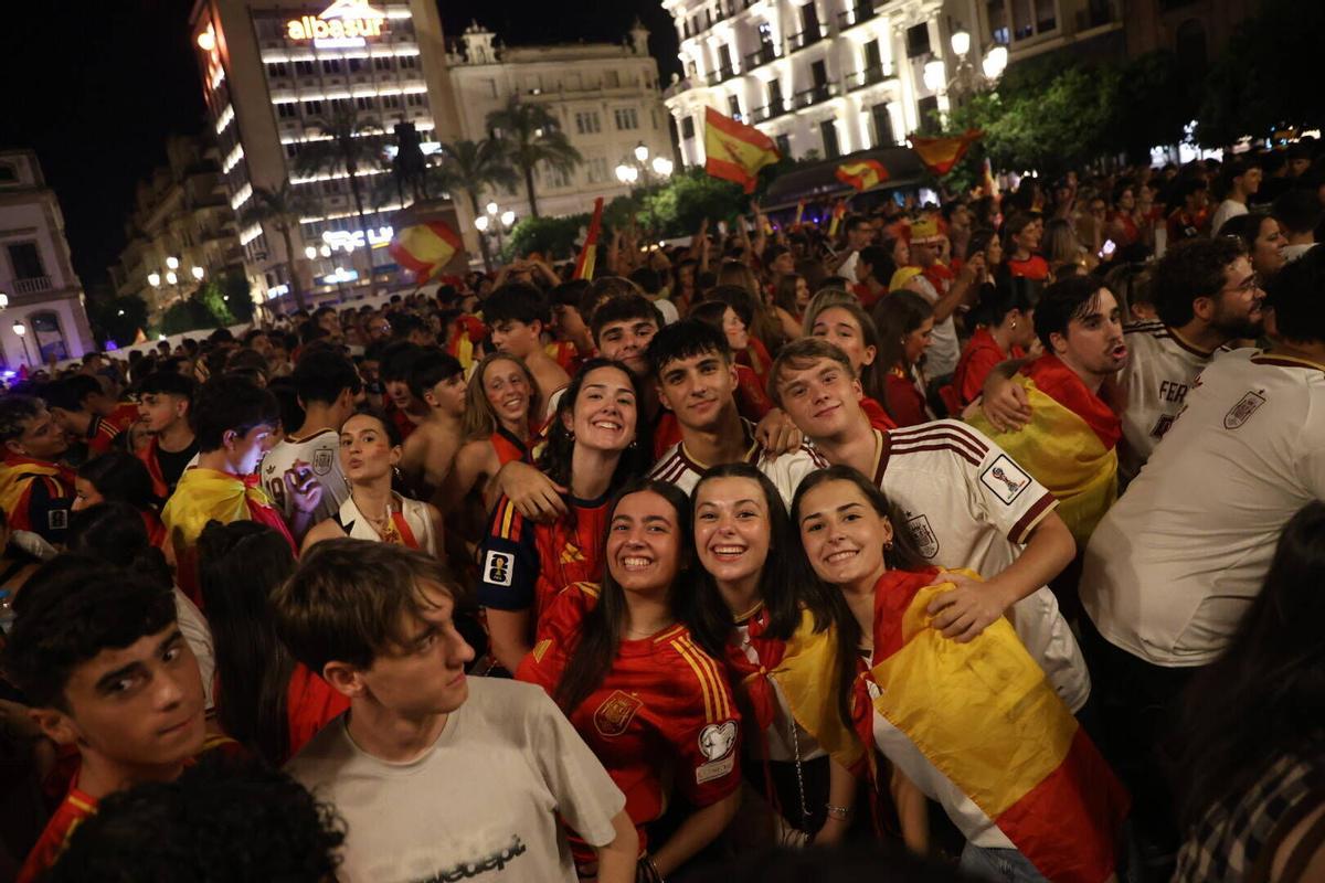 ¡España, campeona del mundo! Córdoba celebra en Las Tendillas el triunfo ante Argentina