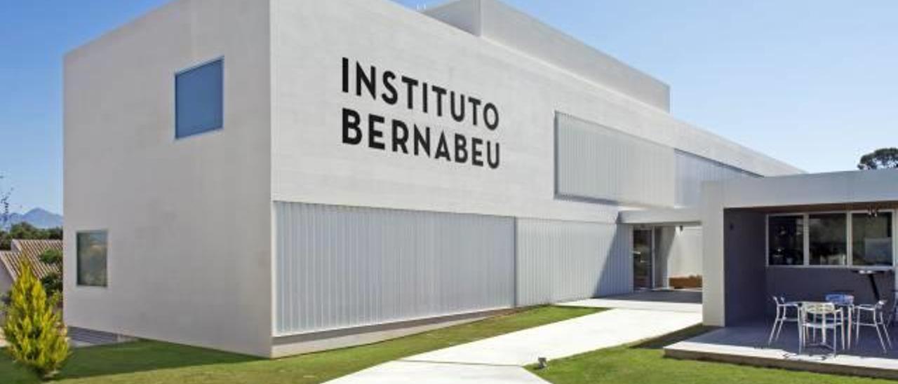 Imagen del Instituto Bernabeu en su sede en Alicante.