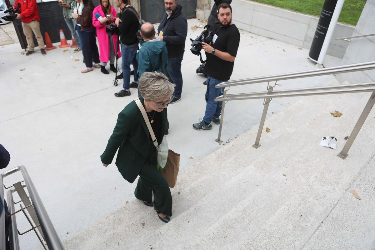 Los acusados en el crimen de Samuel Luiz llegan a la Audiencia Provincial para la lectura del veredicto