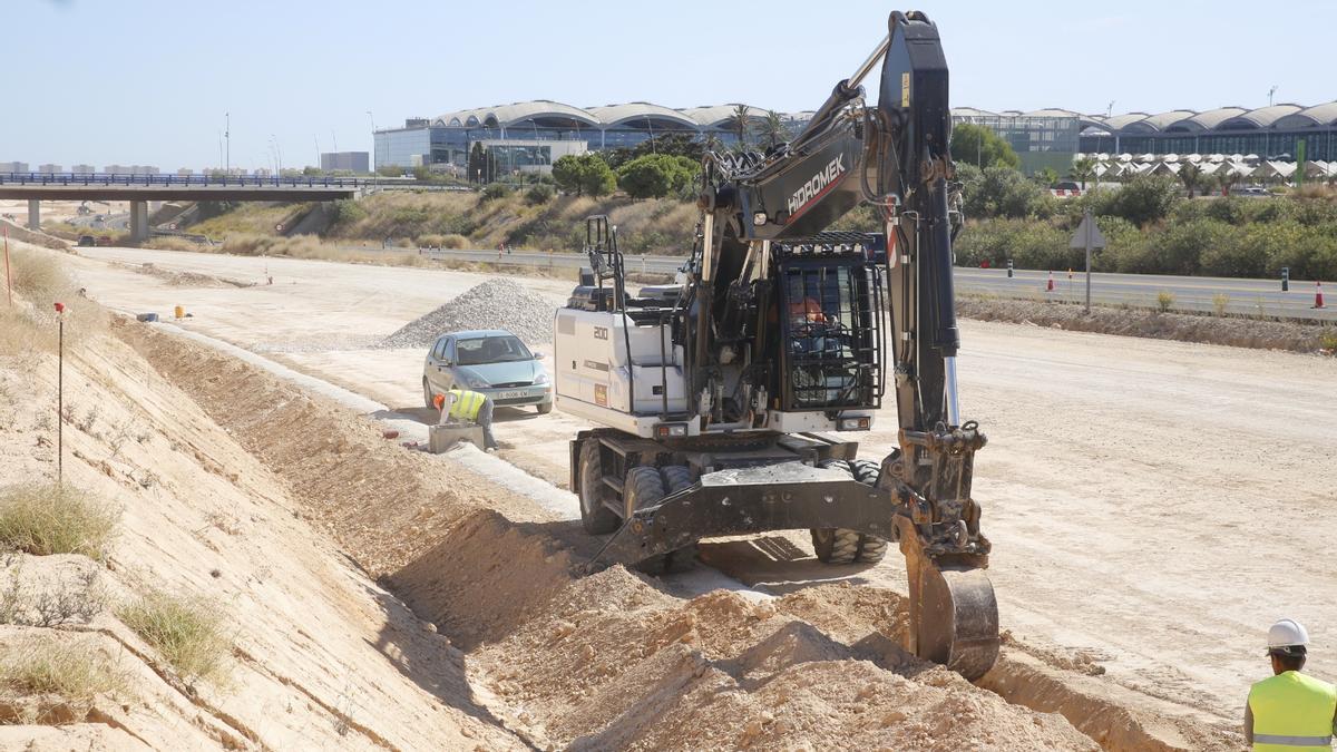 Imagen de esta semana de las obras  de acceso al  aeropuerto.