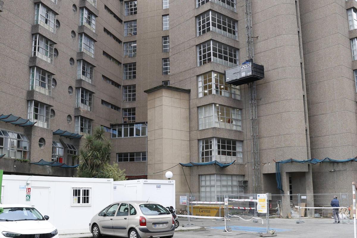 Los preparativos para la obra de la residencia Mixta de Gijón, en imágenes