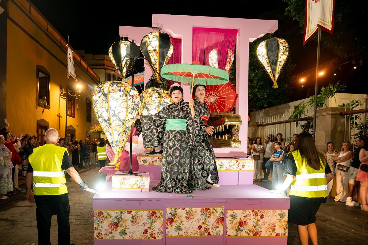 Cabalgata de carrozas en Gáldar