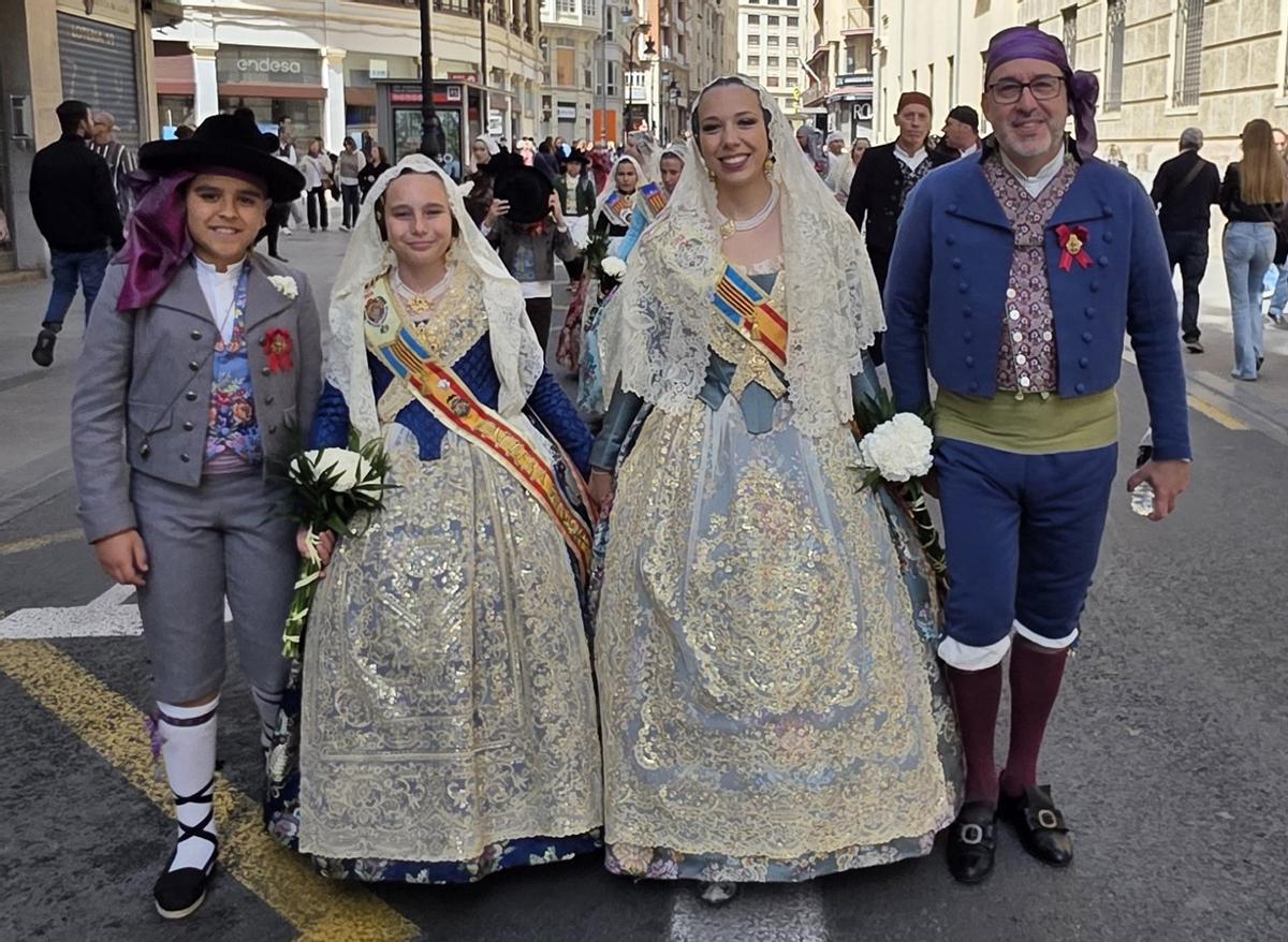 Las comisiones de falla en la Ofrenda a San Vicente Ferrer (2/6)