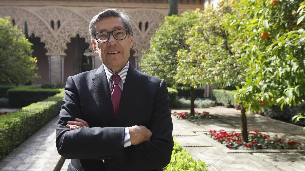 Arturo Aliaga posa en un retrato de entrevista, en el Palacio de la Aljafería, en 2023.
