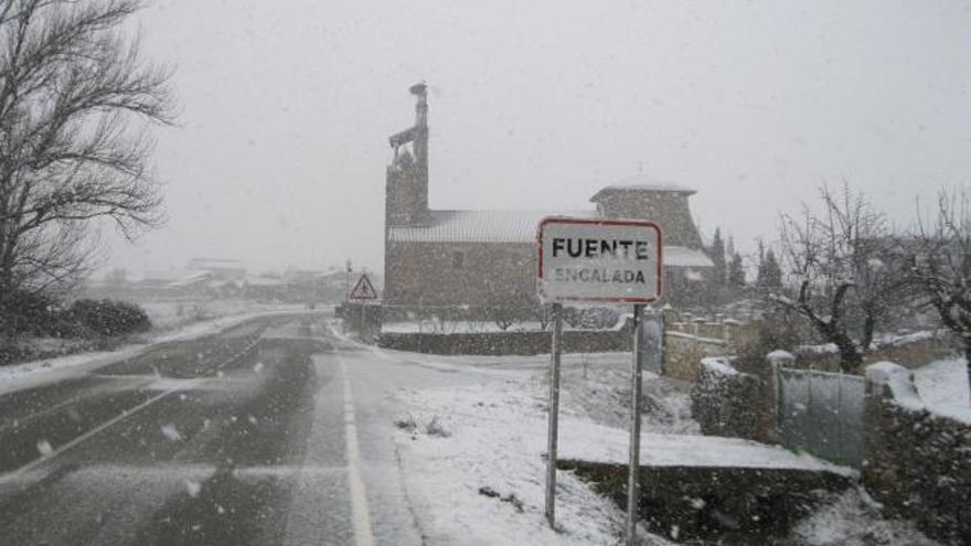 Entrada a Fuente Encalada, ayer por la mañana.