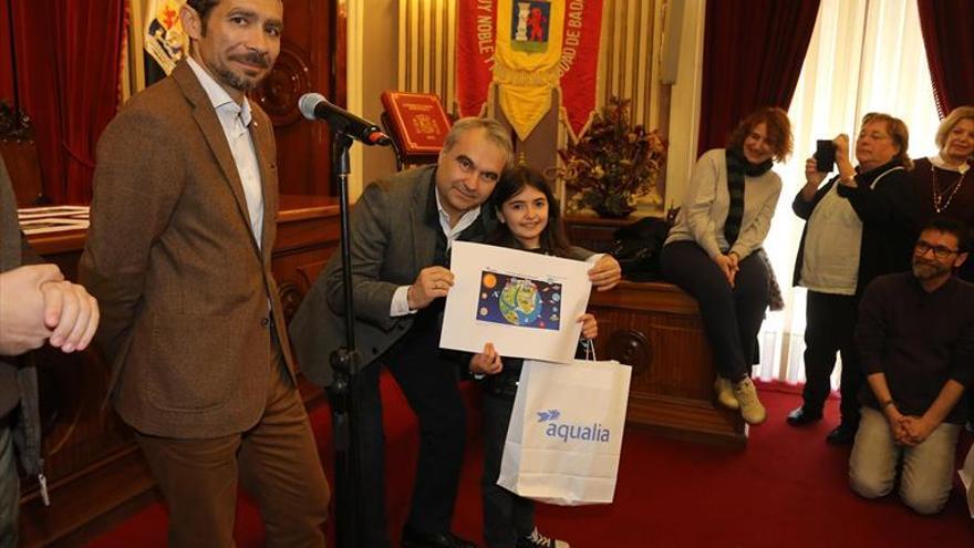 Aqualia premia los dibujos de cinco escolares pacenses