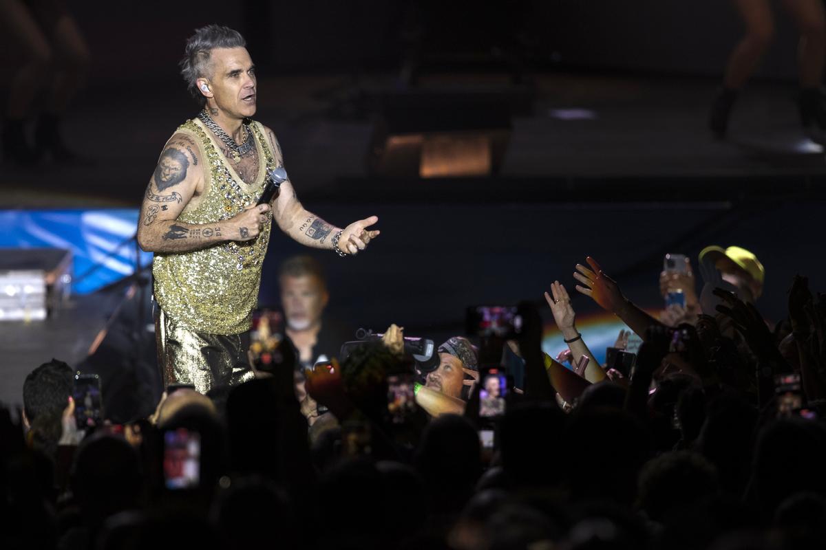 Robbie Williams, durante su concierto en Fuengirola
