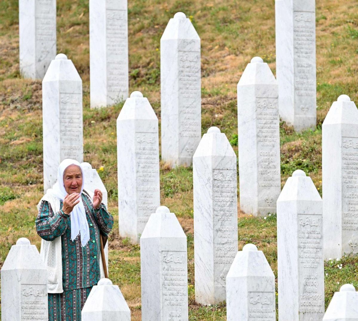 Les cicatrius del genocidi